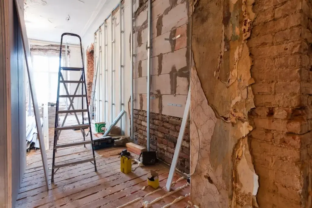 Travaux d'isolation dans une maison à rénover Pessac.