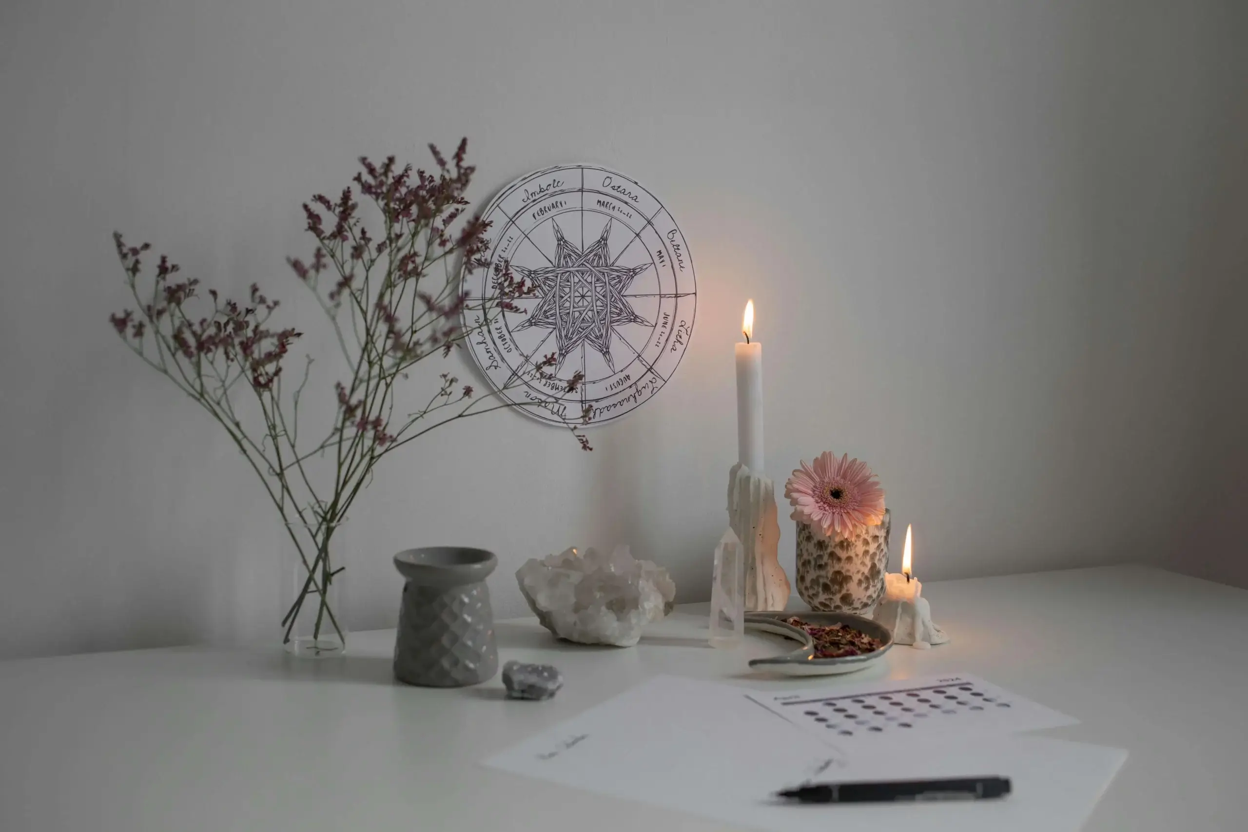 Une décoration intérieure année 80 est un choix intéressant.