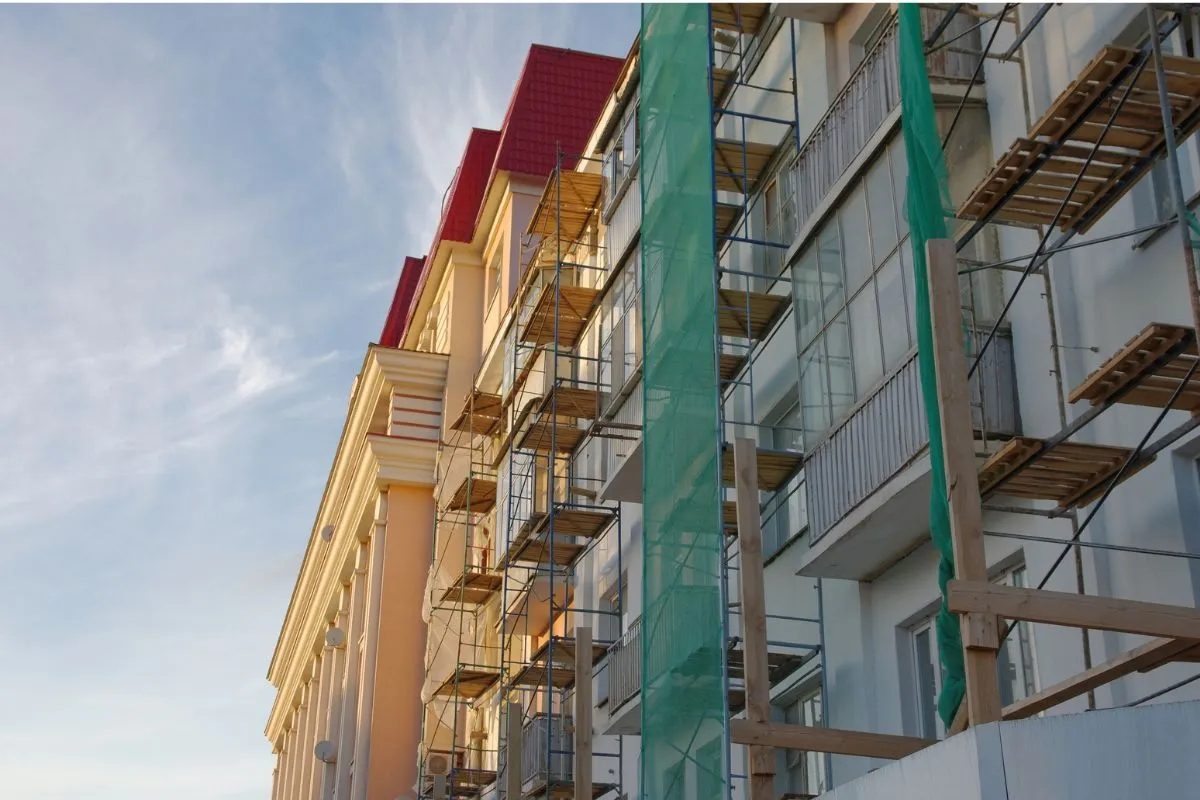 rénovation-façade-maison-ancienne